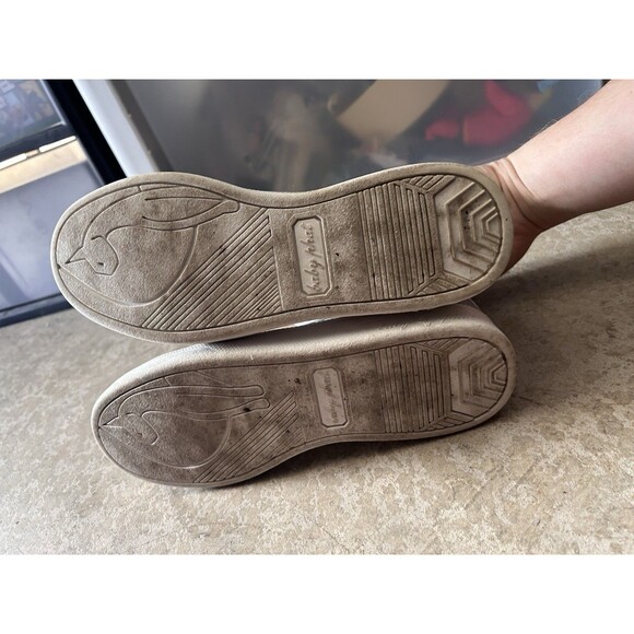 VTG Baby Phat Metallic Silver Hi- Top Sneakers Cat Symbol LOGO - Picture 4 of 8